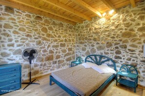 Room - Vrbo Property (CUTTOLI CORTICCHIATO)