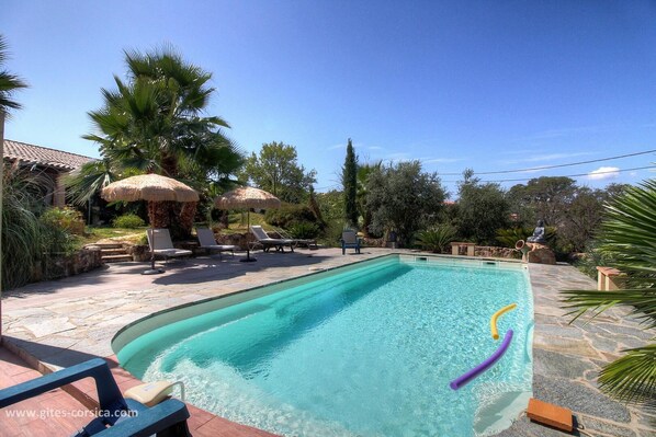 Pool - Vrbo Property (CUTTOLI CORTICCHIATO)