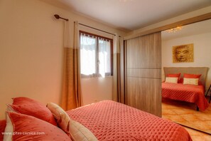 Room - Vrbo Property (SAGONE)