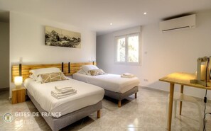 Room - Vrbo Property (TRALONCA)