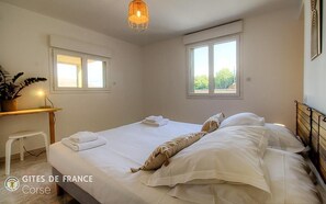 Room - Vrbo Property (TRALONCA)