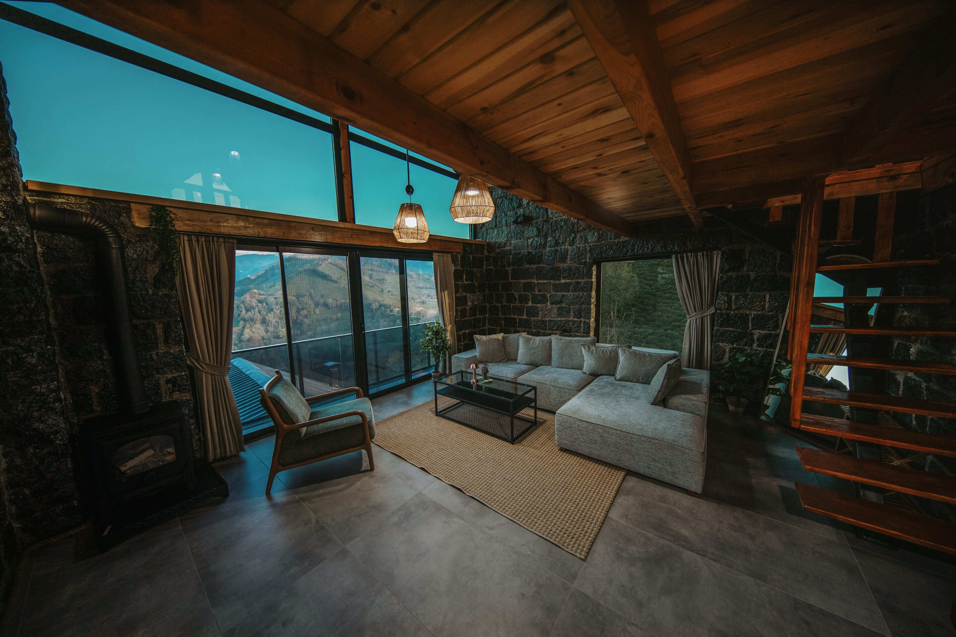 Deluxe Suite, Balcony, Sea View | Living area