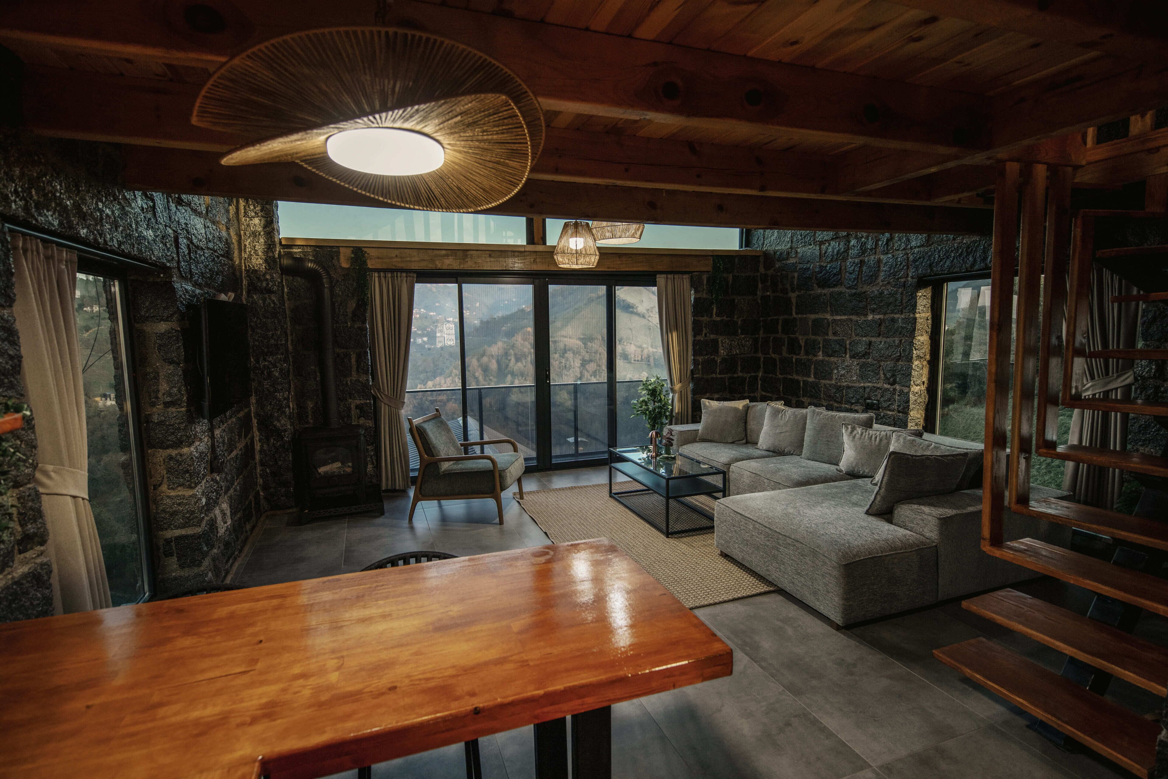 Deluxe Suite, Balcony, Sea View | Living area