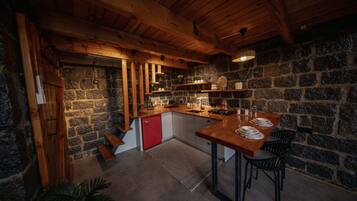 Deluxe Villa, Balcony | Private kitchen | Mini-fridge, cookware/dishes/utensils