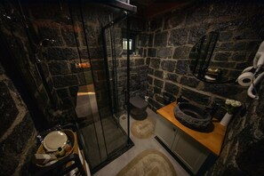 Deluxe Suite, Balcony, Sea View | Bathroom - Parla de Villas (ardesen)