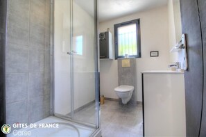 Bathroom - Vrbo Property (CARGESE)