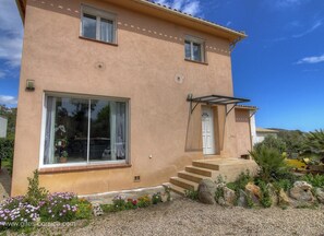 Exterior detail - Villa Nepita - PORTO VECCHIO (PORTO VECCHIO)