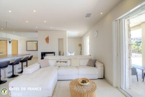 Living area - Vrbo Property (VIGGIANELLO)