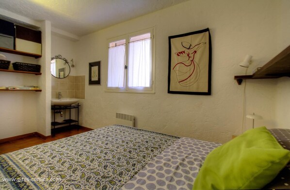Room - Vrbo Property (LUMIO)