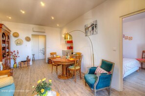 Room - Vrbo Property (AJACCIO)