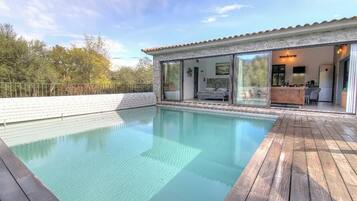 Opvarmet pool