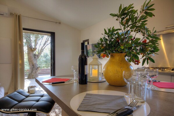 Dining - Vrbo Property (SOTTA)