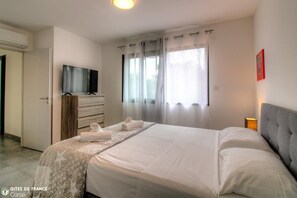 Room - Vrbo Property (AJACCIO)
