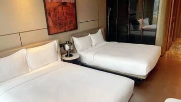 Superior Twin Room, City View