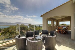Outdoor dining - Vrbo Property (OLMETO)