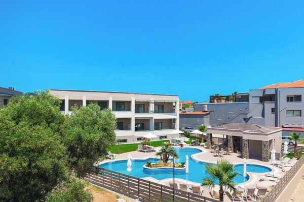 Anese Vacation Feelings - Halkidiki