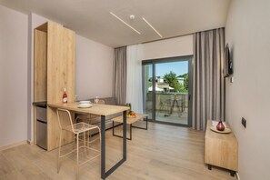 Premium bedding, in-room safe, soundproofing, WiFi (free) - Anese Vacation Feelings (Paliouri)