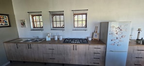 Room, 1 Bedroom, Accessible, Smoking | Interior