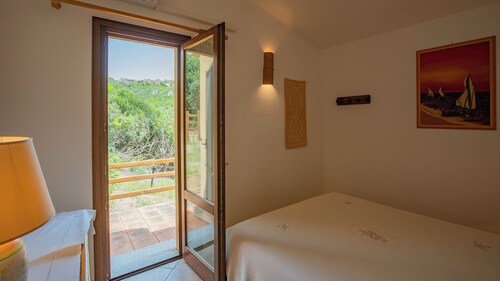 Rustic & colonial charm villa with sea-view verandas in Costa Paradiso