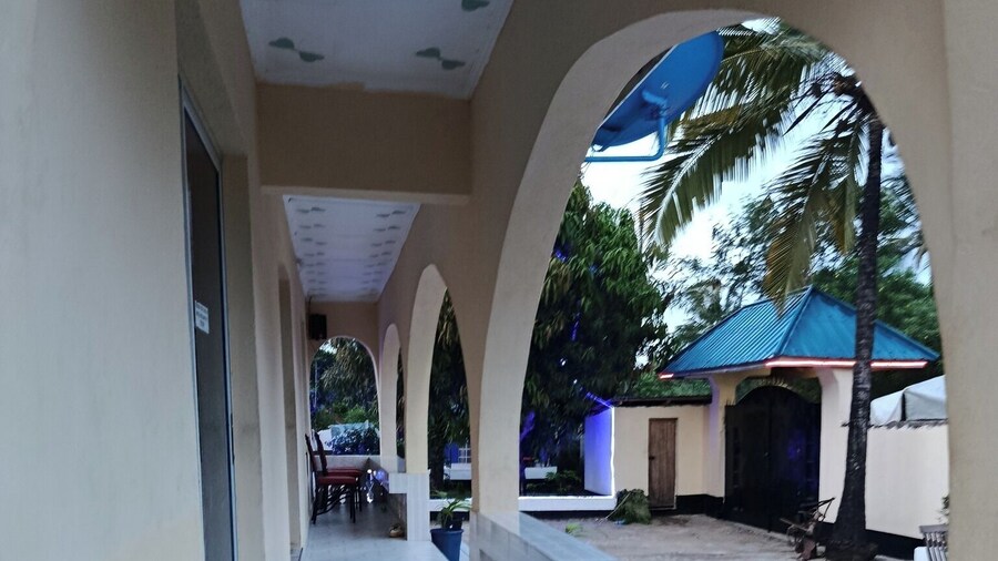 DZOMBO VIEW GARDENS HOTEL