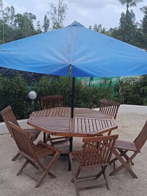 Exterior - DZOMBO VIEW GARDENS HOTEL (menza mwenye)