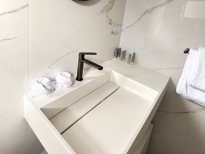 Bathroom - 19 On Bay Noakes  (Harare)