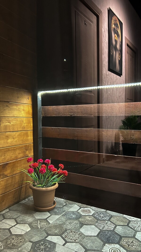 Interior - Fantastic 4-bedroom hotel in charming Mtskheta-Mtianeti perfect for groups (Mtskheta-Mtianeti)