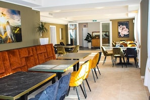Dining - Blumenhof Hotel und Restaurant  (Baesweiler)