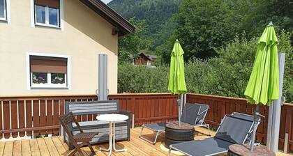 Appartement Ri-Wo avec terrasse commune, jardin et Wi-Fi