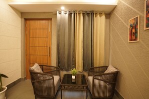 Executive Room | Interior - The Mussoorie Vibes Resort (Dehradun)