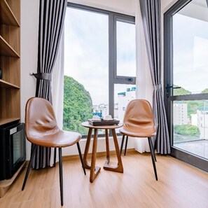 Chambre Double Deluxe, balcon, vue ville | Intérieur