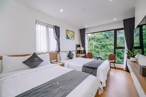 In-room safe, desk, iron/ironing board, free WiFi - Catba Eco Hotel (Cat Hai)