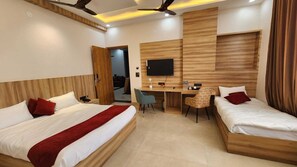 Deluxe-Zimmer, Stadtblick | Kostenloses WLAN