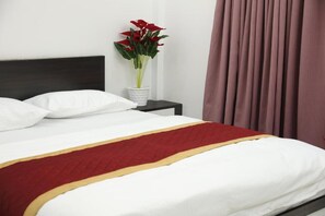 In-room safe, iron/ironing board, free WiFi