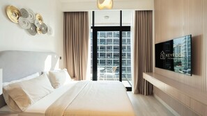 Deluxe Studio, Balcony - Azizi Riviera Studio with Pool & Parking (Dubai)