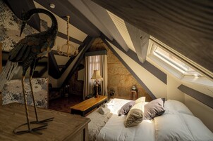 Luxury Suite, City View | Premium bedding, down comforters, memory foam beds, minibar