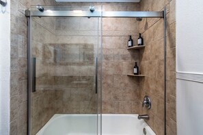 House, Multiple Beds, Pool Access, Pool View (103+201 ocean view) | Bathroom | Towels - Coastal Getaway Sleeps 34 - 2 Homes, 2 Pools (Corpus Christi)