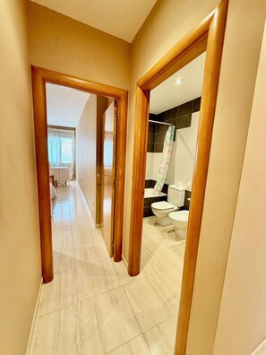 Apartment, 2 Bedrooms, Smoking, Balcony | Bathroom - Apartamento Torreblanca III Ref 063 (Torreblanca)