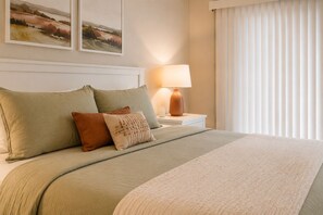 Chambre Standard | Fer et planche à repasser, Wi-Fi gratuit