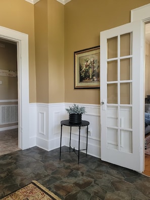 Interior - 3-bedroom cozy house in nice Americus : 5 min to GSW and DT Americus (Americus)