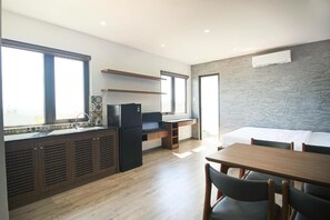 Double Room Single Use - LaLa Apartment and Hotel (ngu hanh son)