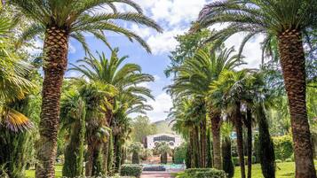 Jardines del alojamiento