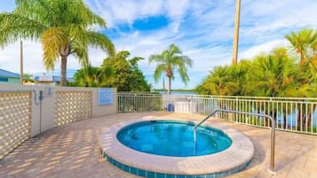 House | 2 bedrooms, Internet