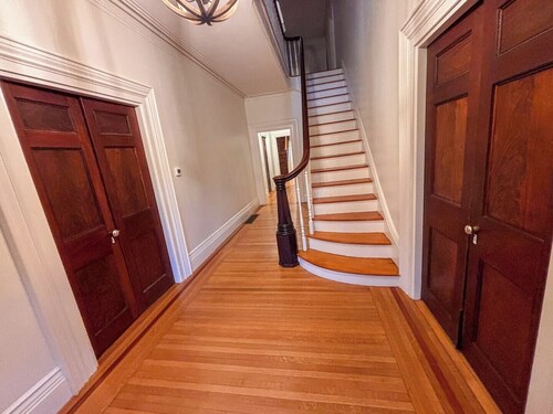 7BR Estate w/ Htd Pool Near Gillette | World Cup