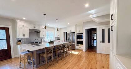 7BR Estate w/ Htd Pool Near Gillette | World Cup