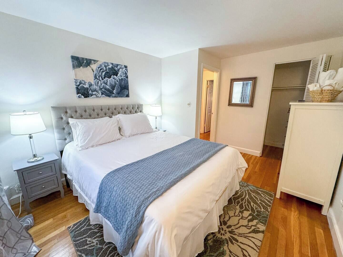 2 bedrooms, desk, iron/ironing board, free WiFi