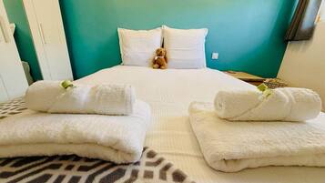 8 dormitorios, wifi gratis, ropa de cama