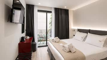 In-room safe, desk, laptop workspace, soundproofing