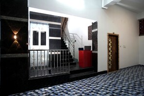 Interior - Sri Sakthi Nivas (Tiruvannamalai)