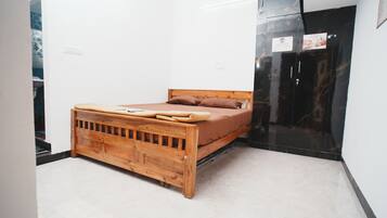 Caja de seguridad en la habitación y sistema de insonorización